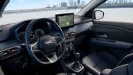 Yeni Dacia Sandero Avantajlı Fiyatıyla ve Göz Alıcı Tasarım Ayrıntılarıyla Yollarda