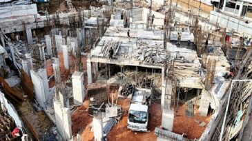 Yeni Kuruçeşme Merkez Camii süratle yükseliyor