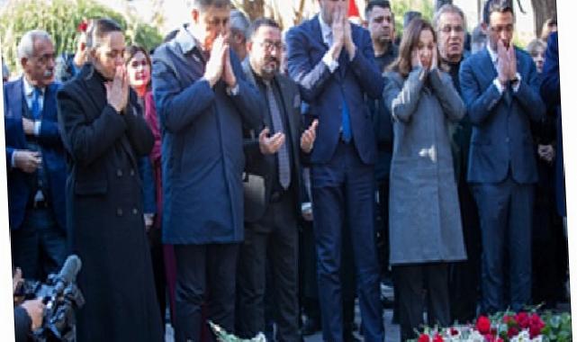 Zübeyde Hanım’a duygusal anma