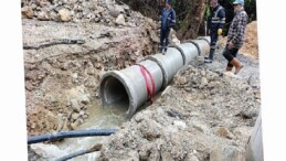 Alanya’da tıkanan menfezler Büyükşehir gruplarınca açıldı