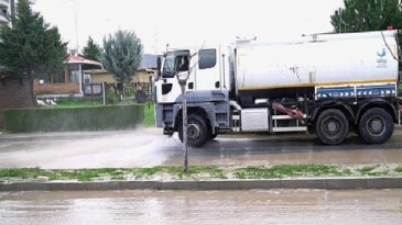 Aliağa Belediyesi Yağmur Sonrası Alanda