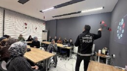 Anne Kent’te ‘En Âlâ Narkotik Polisi Anne’ eğitimi