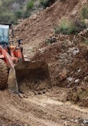 Antalya Büyükşehir Belediyesi gruplarından yol mesaisi