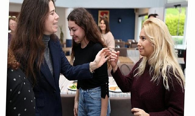 Bayanın İnsan Hakları Eğitim Programı Çeşme’de tamamlandı