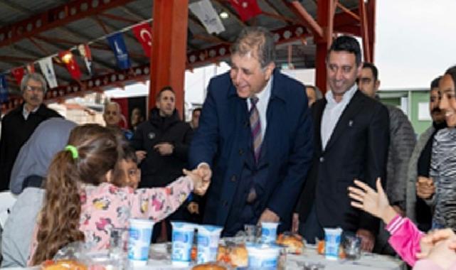 Bayraklı’da gönüller birebir sofrada buluştu