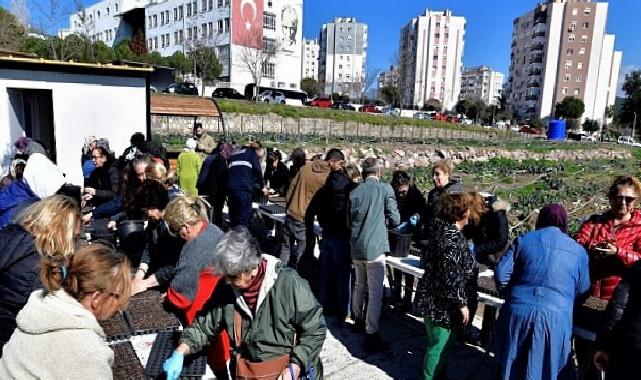 Bornova’da toprak bayanlarla canlanıyor