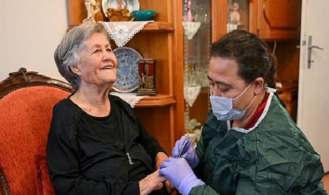 Bornova’da yaşlı ve engelliler konutlarında yalnız değil