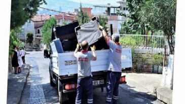 Bornova’dan sel mağdurlarına güçlü dayanışma