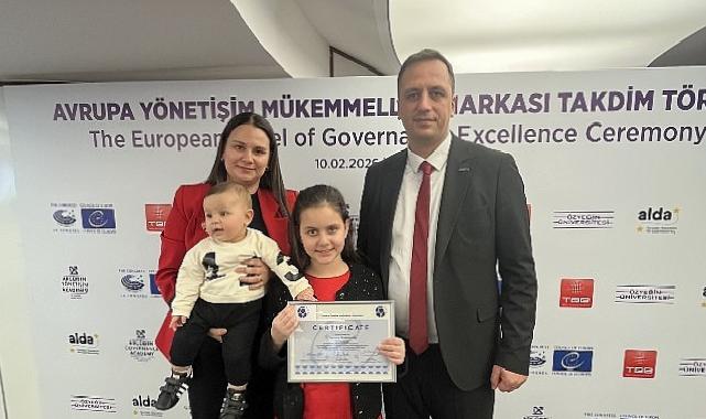 Bornova’ya Avrupa’dan Demokrasi ve Yönetişim Tescili