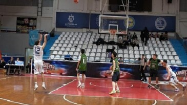 Bu turnuvada en hoş paslar kardeşliğe atıldı