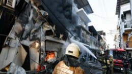 Buca’da iş yeri yangını panik yarattı