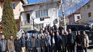 Büyükakın, Bulgaristan’daki “kardeşlik sofrasında” iftar yaptı