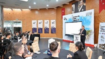 Büyükşehir’de ‘Antalya Lokal Gençlik Forumu’ düzenlendi