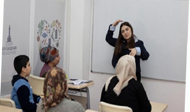 Büyükşehir’den gebelikten 3 yaşına kadar fiyatsız sıhhat ve eğitim dayanağı