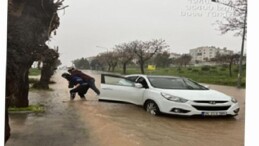 Büyükşehir’in zabıtası İzmirliyi sırtında taşıdı