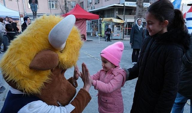 Çocuklar ve Ailelerinden Lider Çerçioğlu’na Teşekkür