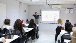 Didim Belediyesi Ergenlik ve Birinci Gençlikte Bayan Sıhhati Eğitimi düzenlendi