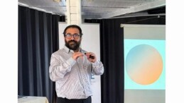 Doç. Dr. Ersin Uygun: “Deprem bölgesinde ruhsal düzgünleşme psikososyal dayanağın sürekliliğiyle mümkün”