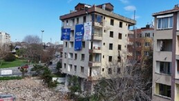 E Sınıfı Yüksek Riskli Binanın Yıkımı Gerçekleşti