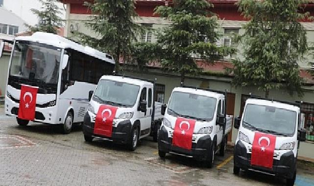 Edremit Belediyesi 8 yeni aracı hizmete sundu