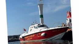 Ege’de Yaralanan Gemiadamına Türk Sıhhat Takımlarından Denizden Tahliye Operasyonu