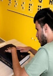 Eren’in hayatı “beyaz baston” eğitimiyle değişti