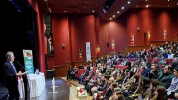 İBB’den Farkındalık Paneli: Ekran Bağımlılığı ve Obezite