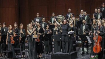 İDSO DenizBank Konserleri Şubat ayını depremzedeleri anarak karşıladı