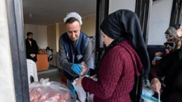 İftar rahmeti Büyükşehir’in aşevinden sofralara uzanıyor