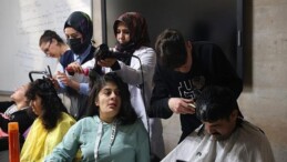 İnançlı, Çağdaş ve Sıcak bir Pencereden Yansıyanlar