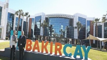 İzmir Bakırçay Üniversitesi ile Karşıyaka Belediyesi Ortasında Bilim Merkezi İş Birliği Protokolü İmzalandı