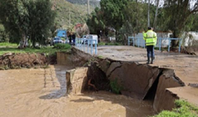 İzmir Büyükşehir Belediyesi’nin yağış seferberliği sürüyor