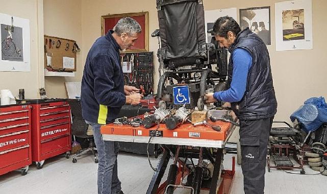 İzmir’den ‘özgürlük istasyonu’