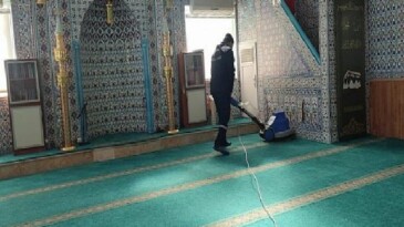 Kandıra Belediyesi Ramazanla Birlikte Mescitlerde Paklık Seferberliği Başlattı