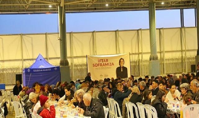 Karabağlar ‘da Ramazan Rahmeti Ortak Sofralarda Paylaşılacak