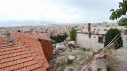 Karşıyaka’da 13 yıllık sorun tahlile kavuşuyor: ‘Taş ocağı’ planları askıda!