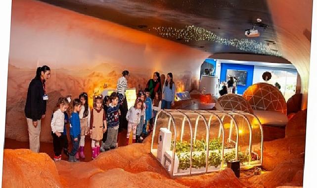 Karşıyakalı anaokulu öğrencileri Uzay Kampı’nda