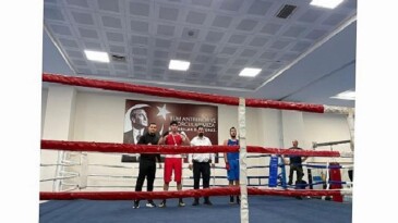 Kemer Belediye Kick Boks ve Boks atletlerinden büyük muvaffakiyet