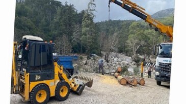 Kemer’de paklık çalışmaları sürüyor