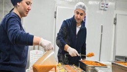 Kent Lokantası’nda dayanışma sofrası büyüyor