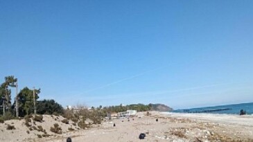 Kıyılarda paklık çalışması