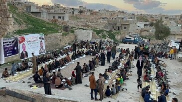 Konya Büyükşehir Suriye’nin 3 Kentinde İftar Sofraları Kuruyor