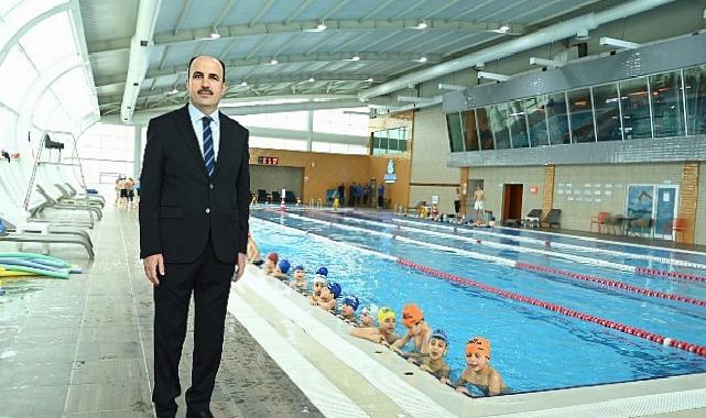 Konya Büyükşehir’in 20 İlçede 15 Bin Öğrenciye Yüzme Öğretiyor