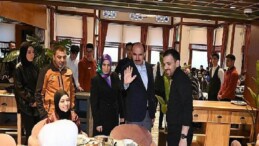 Lider Altay Konya’daki Gazzeli Ailelerle İftar Sofrasında Buluştu