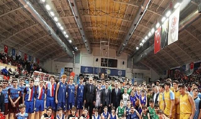 Lider Büyükakın’dan gençlere “Kardeş Pası”