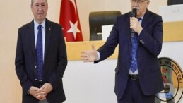 Lider Deveciler, Çocuklarla Bir Ortaya Geldi