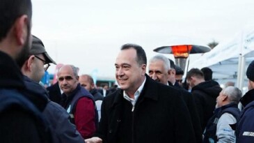 Lider Dutlulu’dan Saha Çalışanına İftar Sofrasında Teşekkür ve Müjde