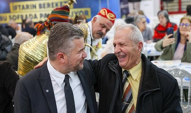 Lider Görkem Duman Bucalılarla tıpkı sofrada buluştu