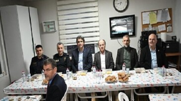 Lider Kocaman’dan Polislere Tatlı Sürpriz