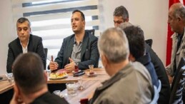 Lider Ömer Eşki muhtarlarla buluştu: “Bornova’yı birlikte yönetiyoruz”